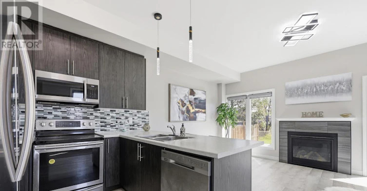 37 Delena Avenue S, Hamilton, ON, L9H 1B7 - 13