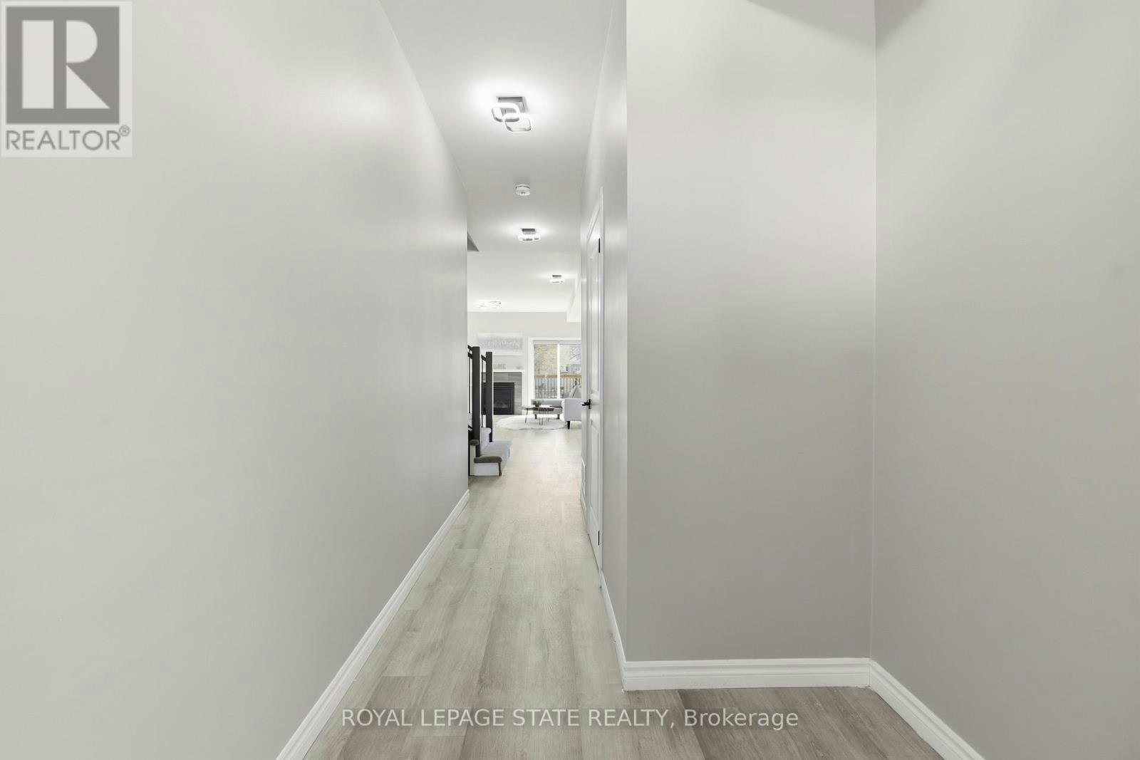 37 Delena Avenue S, Hamilton, ON, L9H 1B7 - 6