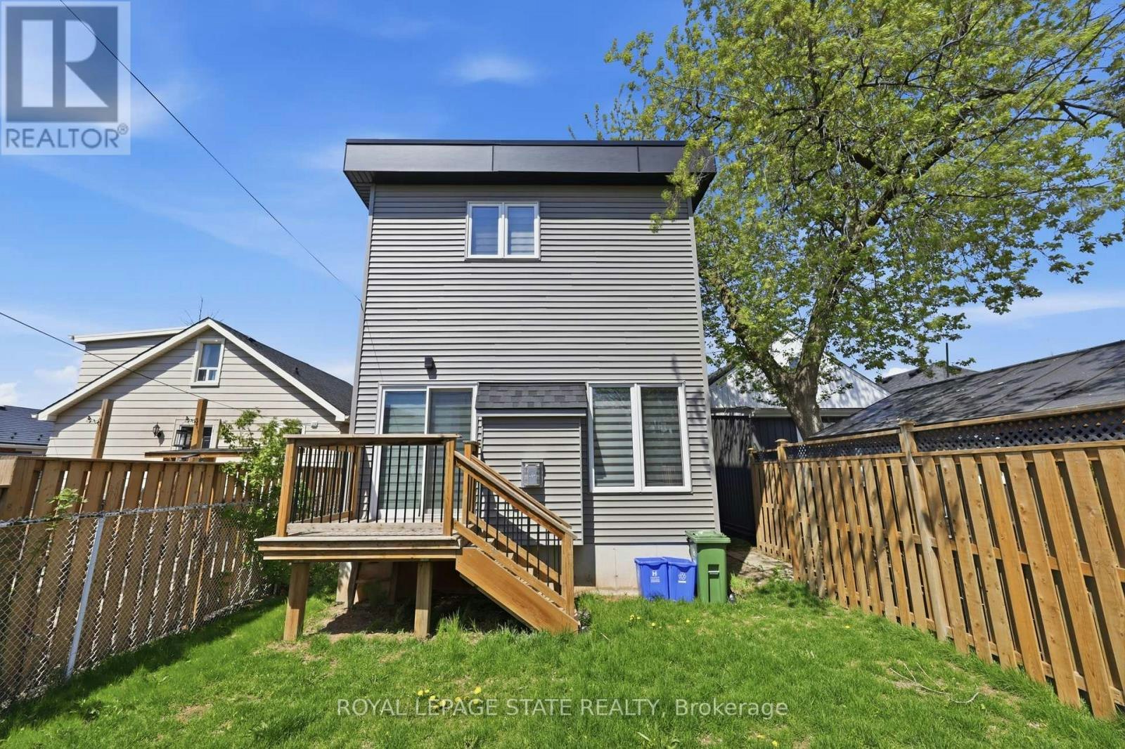 37 Delena Avenue S, Hamilton, ON, L9H 1B7 - 34