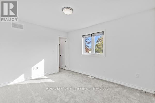 37 Delena Avenue S, Hamilton, ON, L9H 1B7 - 23