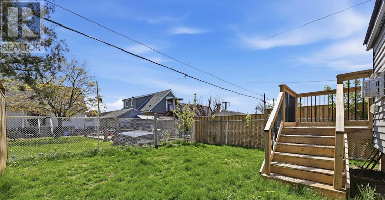 37 Delena Avenue S, Hamilton, ON, L9H 1B7 - 35