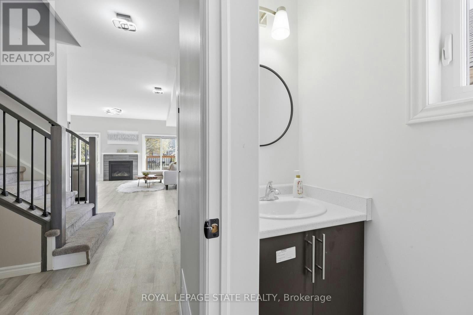 37 Delena Avenue S, Hamilton, ON, L9H 1B7 - 7