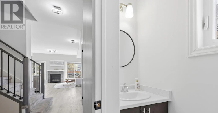 37 Delena Avenue S, Hamilton, ON, L9H 1B7 - 7