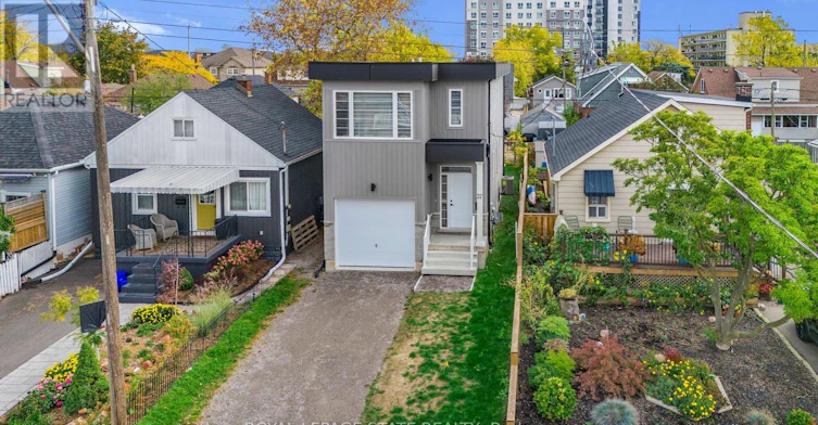 37 Delena Avenue S, Hamilton, ON, L9H 1B7 - 3