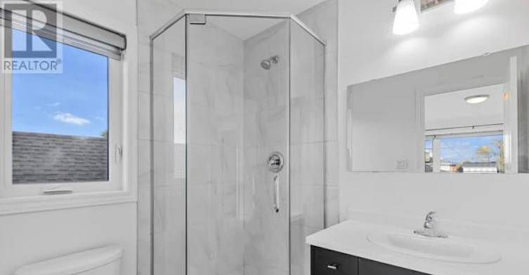 37 Delena Avenue S, Hamilton, ON, L9H 1B7 - 25