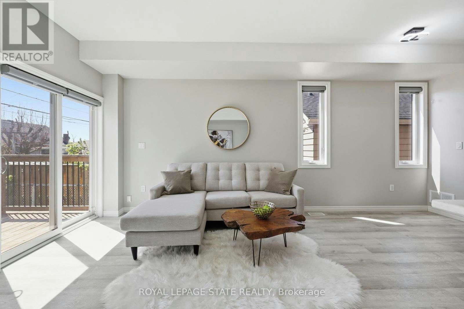 37 Delena Avenue S, Hamilton, ON, L9H 1B7 - 14
