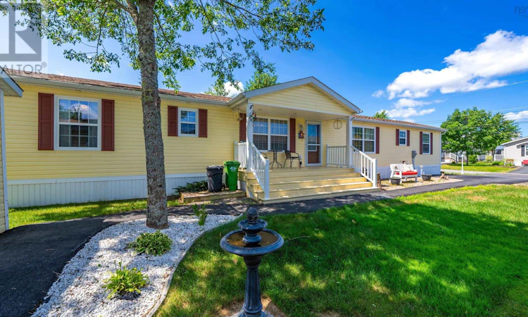 17 Merriweather Crescent