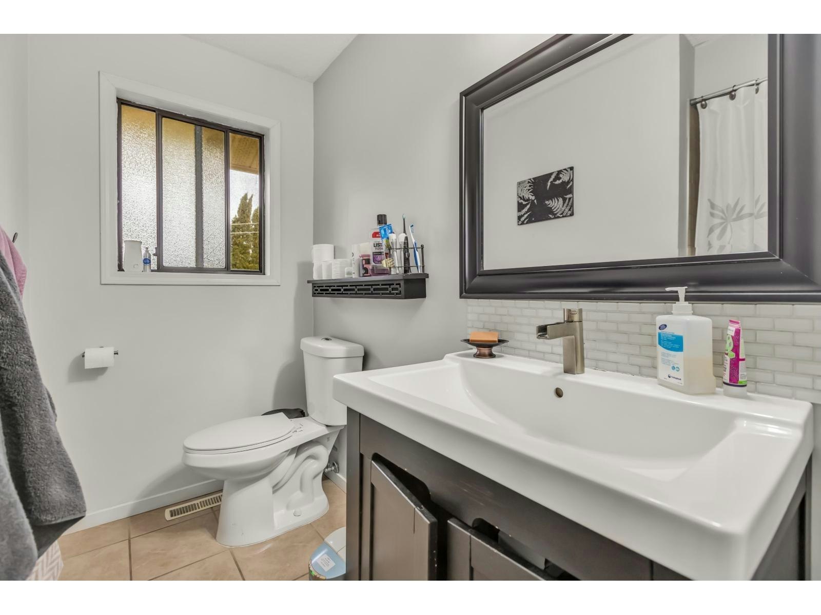 46521 Elliott Avenue, Chilliwack, BC, V2P 6L1 - 11