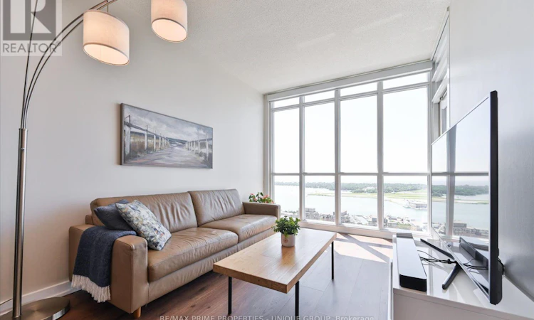3508-15 Iceboat Terrace