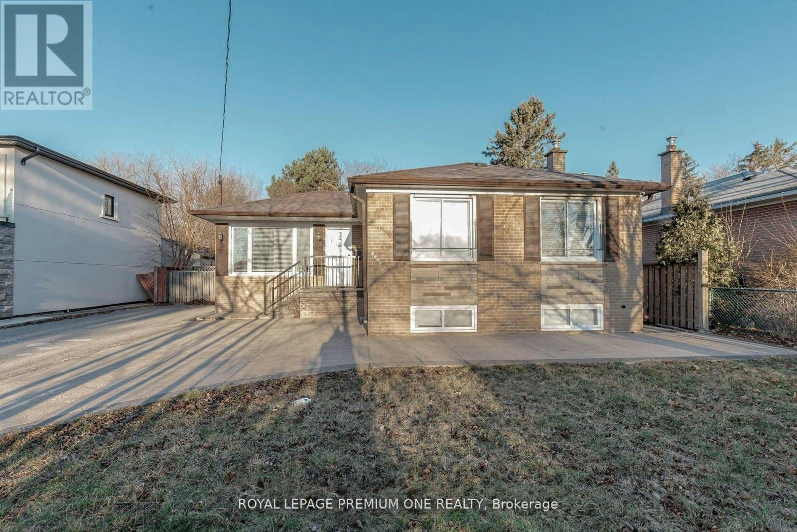 BASEMENT-2085 Bridge Road, Oakville, ON, L6L 2E8 - 2