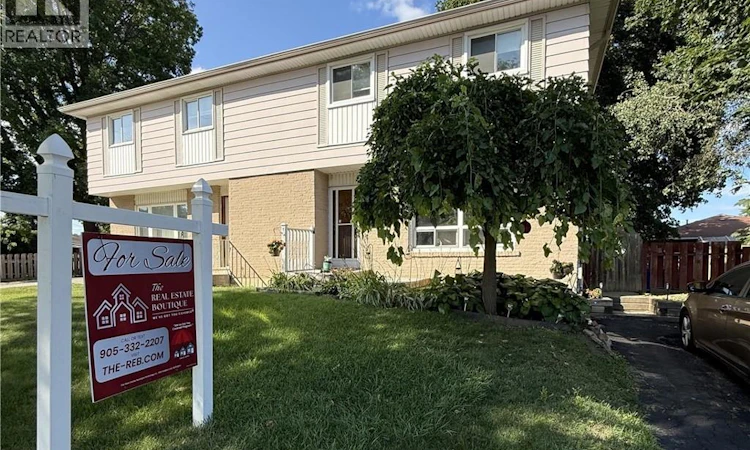 1345 Colonsay Drive