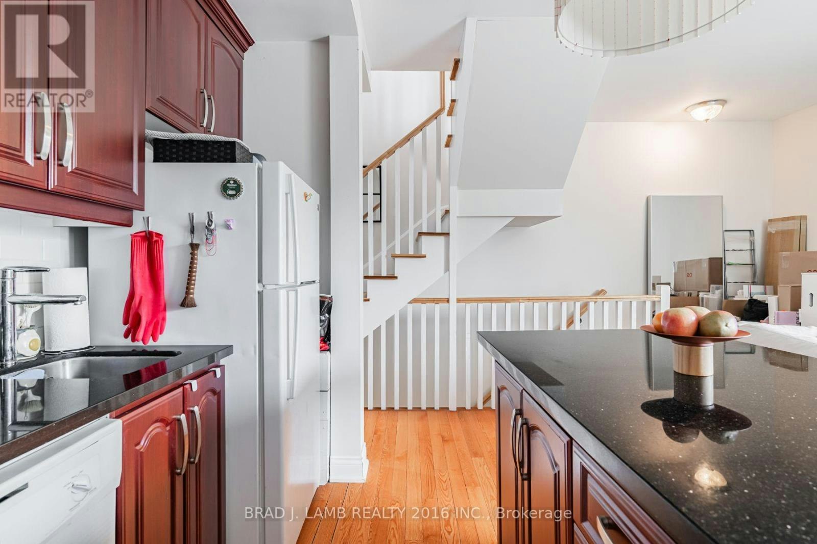 3-665 Richmond Street W, Toronto, ON, M6J 1C2 - 14