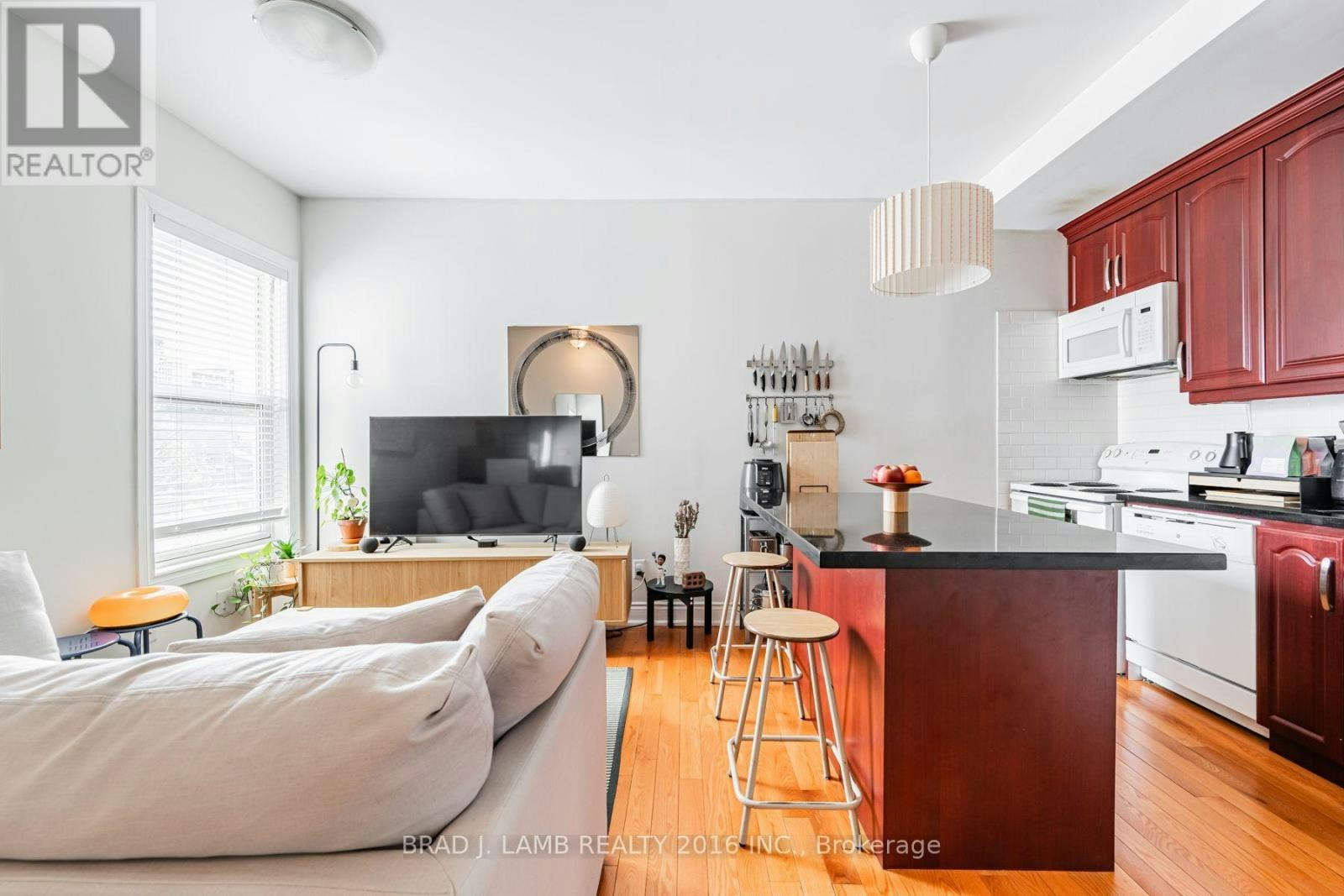 3-665 Richmond Street W, Toronto, ON, M6J 1C2 - 9
