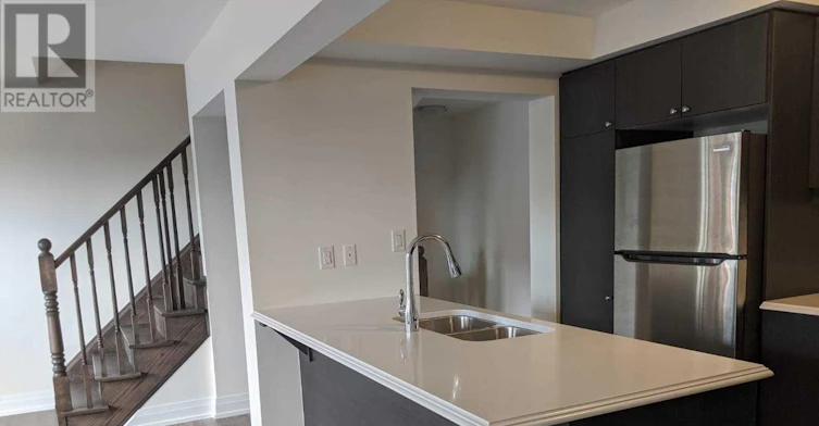 35 Bluegill Crescent, Whitby, ON, L1P 0E4 - 7
