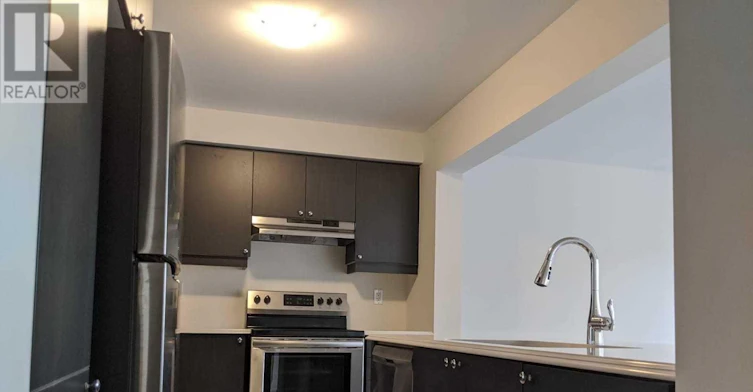 35 Bluegill Crescent, Whitby, ON, L1P 0E4 - 5