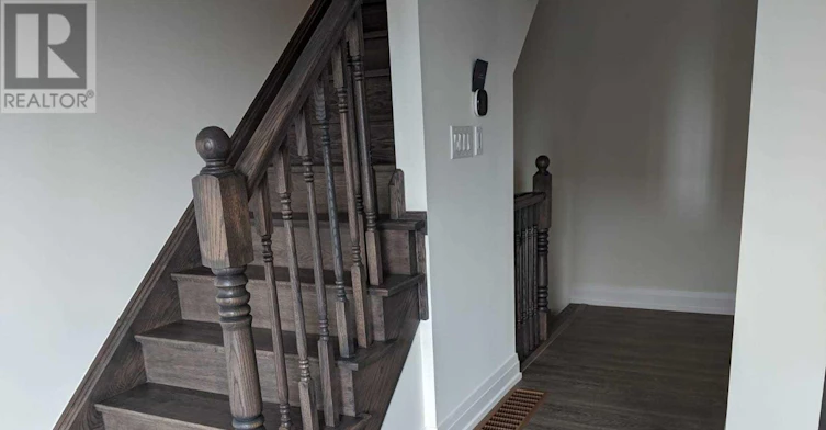 35 Bluegill Crescent, Whitby, ON, L1P 0E4 - 6