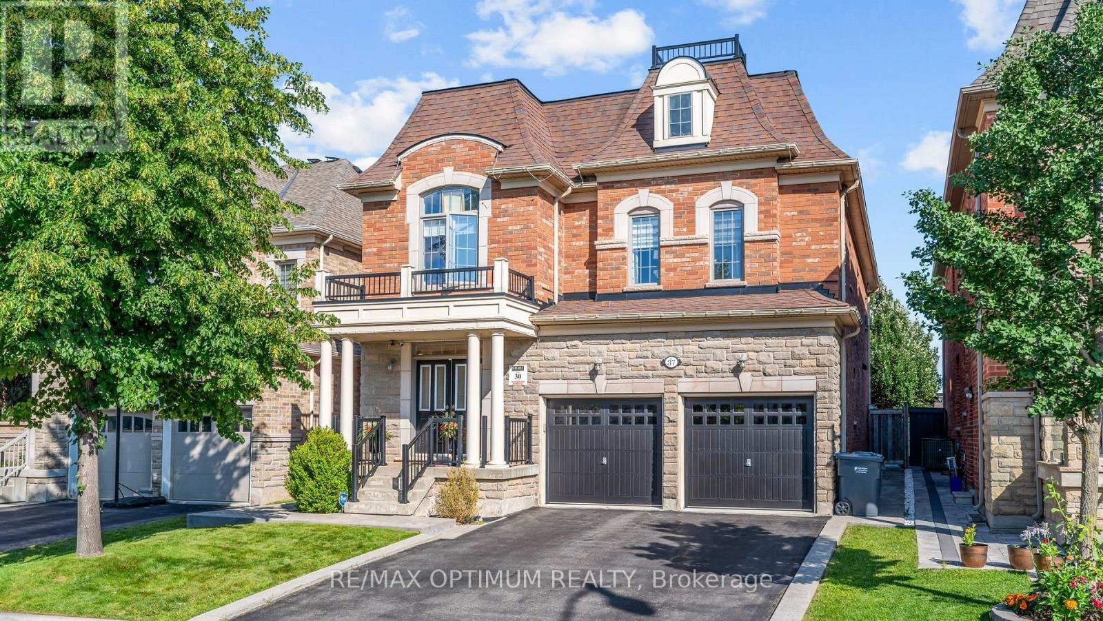 37 Island Grove, Brampton, ON, L6X 0Y1