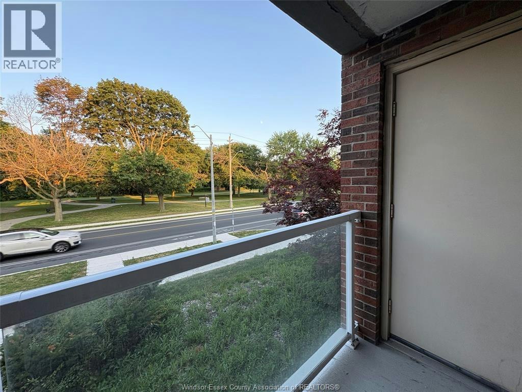 302-3044 Sandwich, Windsor, ON, N9C 1A4 - 15