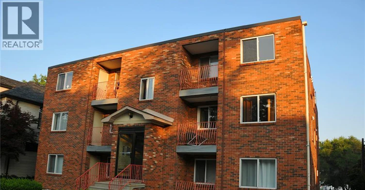 203-3044 Sandwich, Windsor, ON, N9C 1A4