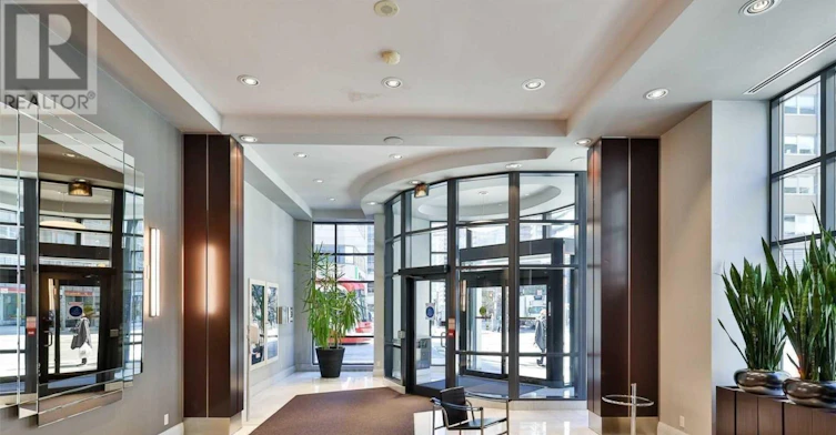 1101-801 Bay Street, Toronto, ON, M5S 1Y9 - 2