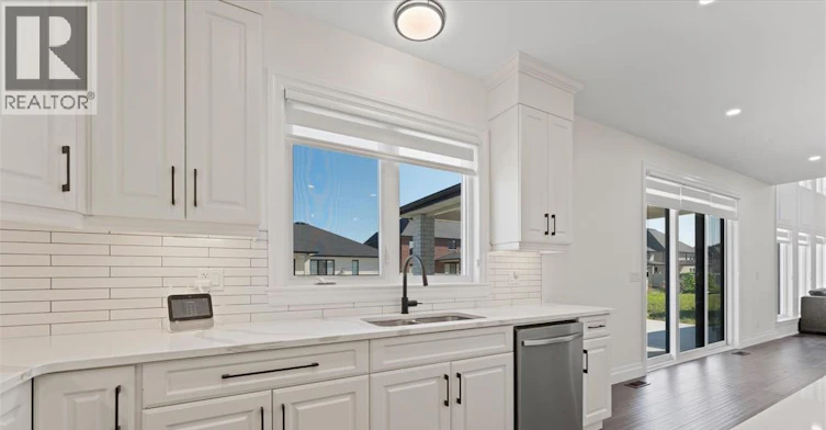 601 Holburn Street, Windsor, ON, N9E 0B3 - 14