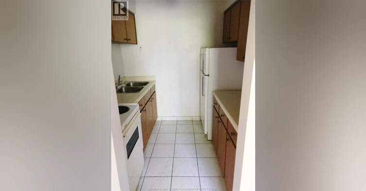 202-3044 Sandwich, Windsor, ON, N9C 1A4 - 9