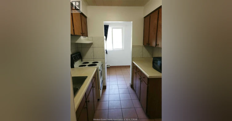 202-3044 Sandwich, Windsor, ON, N9C 1A4 - 8