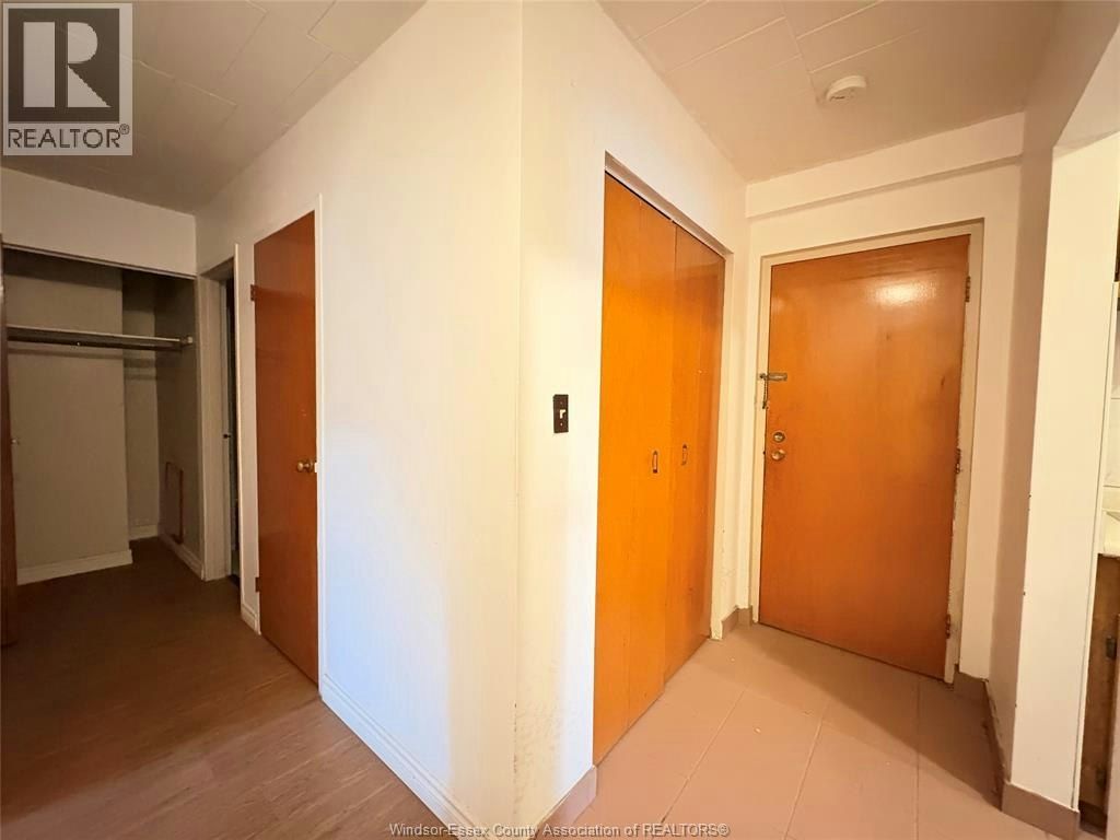 202-3044 Sandwich, Windsor, ON, N9C 1A4 - 5