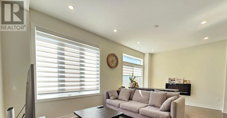 39 Ducharme Drive, Richmond Hill, ON, L4S 0J3 - 4