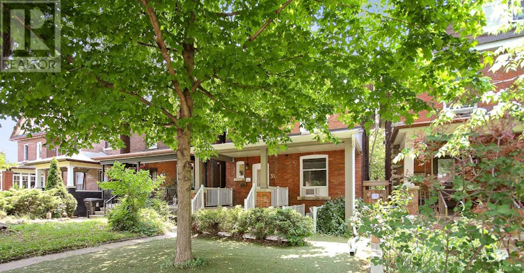 2 (GROUND-35 Humberside Avenue, Toronto, ON, M6P 1J6 - 4