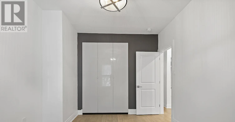 2 (GROUND-35 Humberside Avenue, Toronto, ON, M6P 1J6 - 22