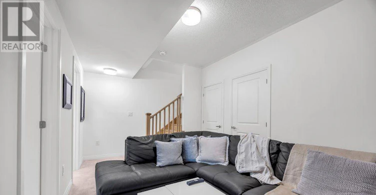 9 Crown Gate, Oakville, ON, L6M 0W8 - 36