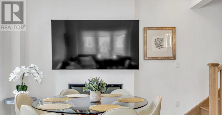 9 Crown Gate, Oakville, ON, L6M 0W8 - 7