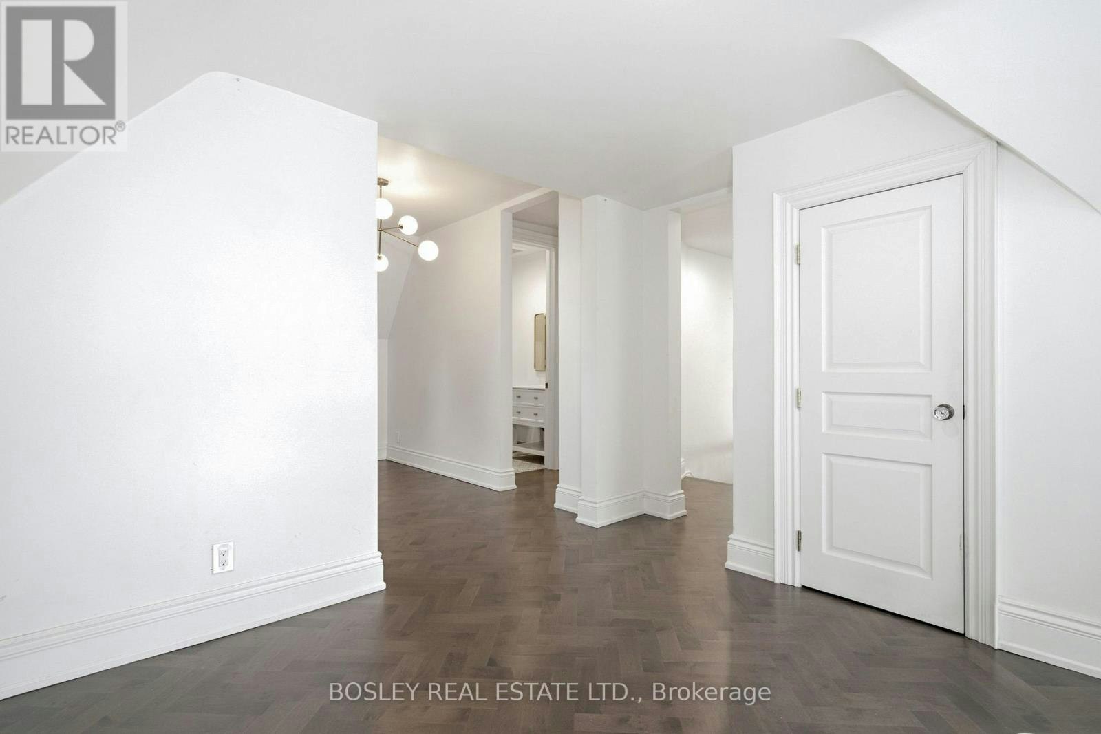 UPPER-178 High Park Avenue, Toronto, ON, M6P 2S4 - 17