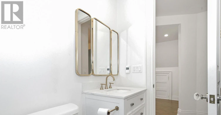 UPPER-178 High Park Avenue, Toronto, ON, M6P 2S4 - 36