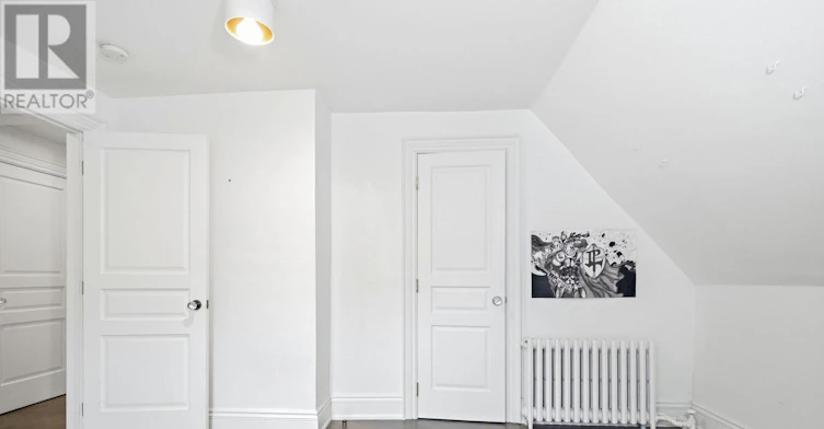 UPPER-178 High Park Avenue, Toronto, ON, M6P 2S4 - 25