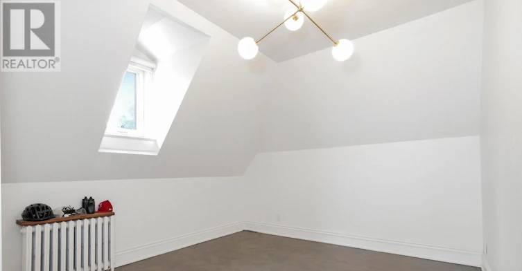 UPPER-178 High Park Avenue, Toronto, ON, M6P 2S4 - 19