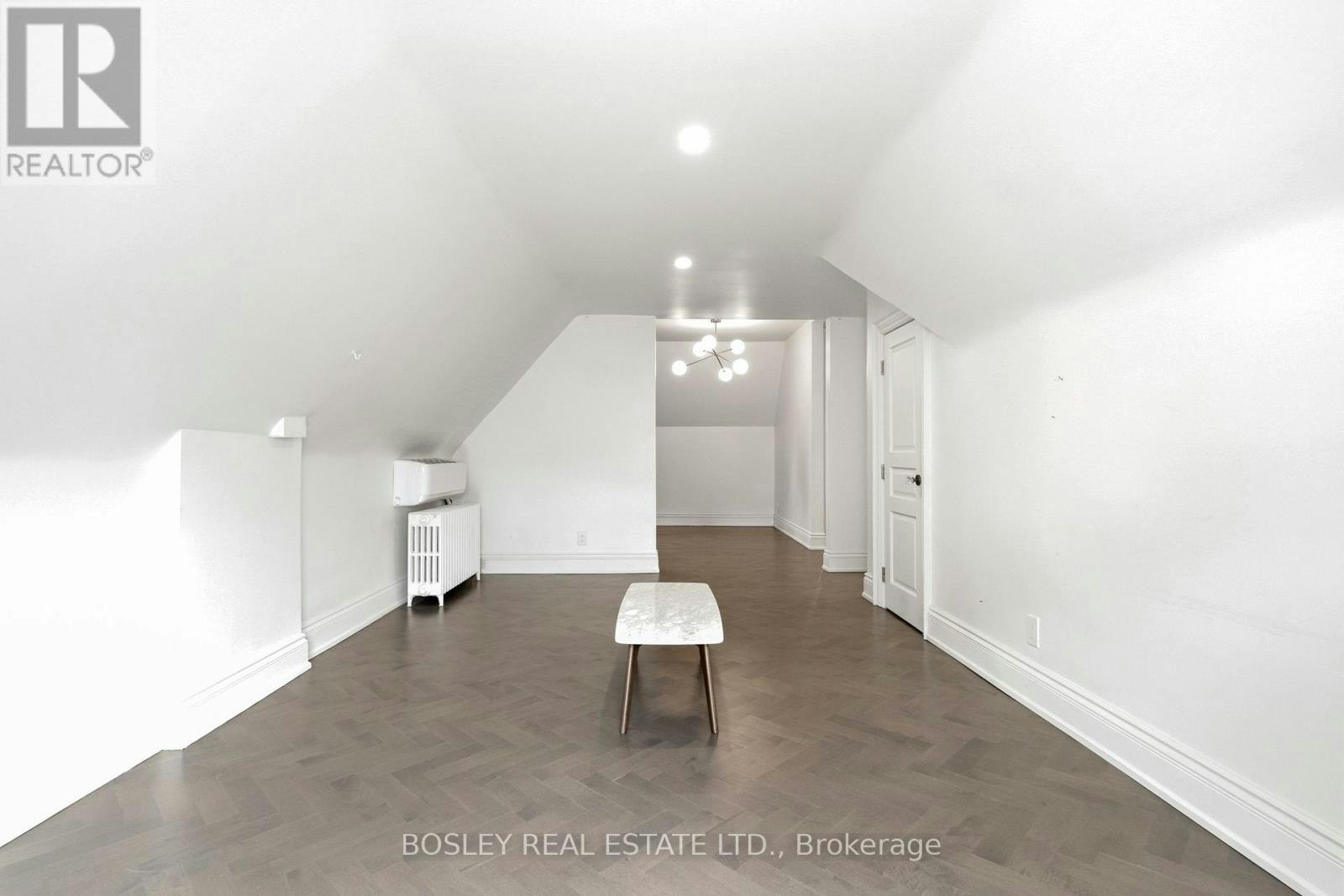 UPPER-178 High Park Avenue, Toronto, ON, M6P 2S4 - 15