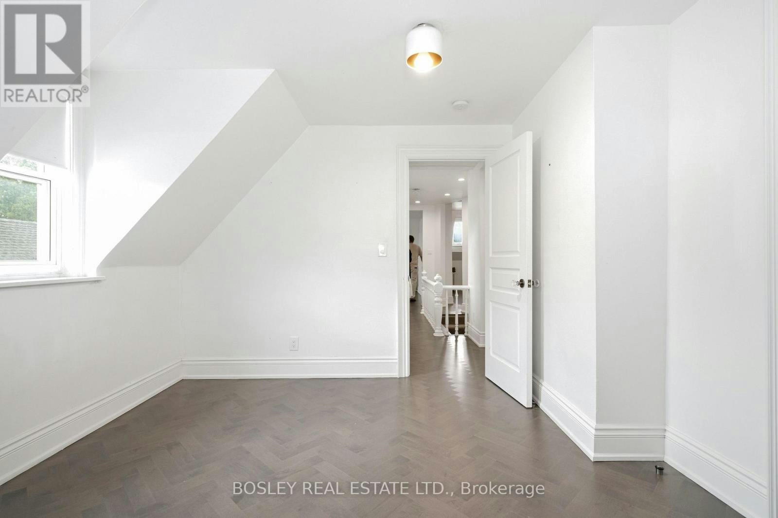 UPPER-178 High Park Avenue, Toronto, ON, M6P 2S4 - 26
