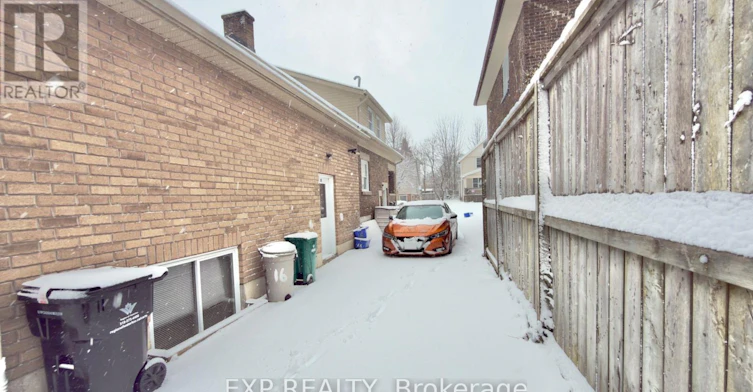 16 Marshall Street, Waterloo, ON, N2J 2T2 - 23