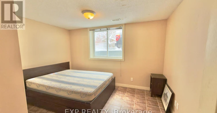 16 Marshall Street, Waterloo, ON, N2J 2T2 - 17