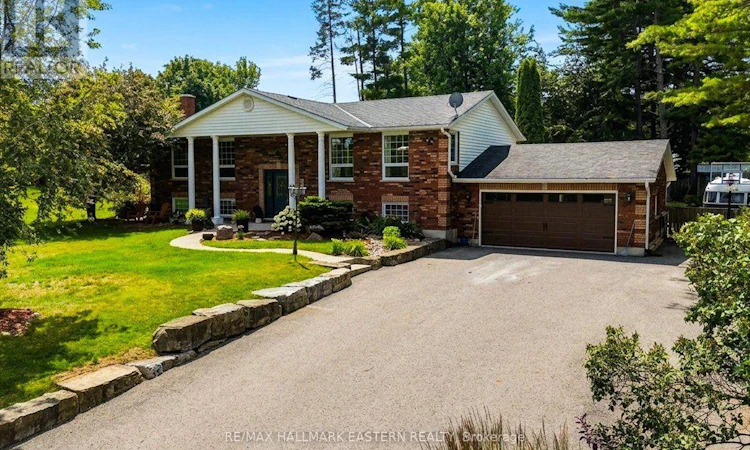 11 Hillside Drive