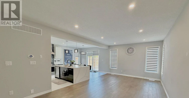 1340 John Kenney Drive, London, ON, N6G 0Y1 - 7