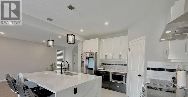 1340 John Kenney Drive, London, ON, N6G 0Y1 - 5