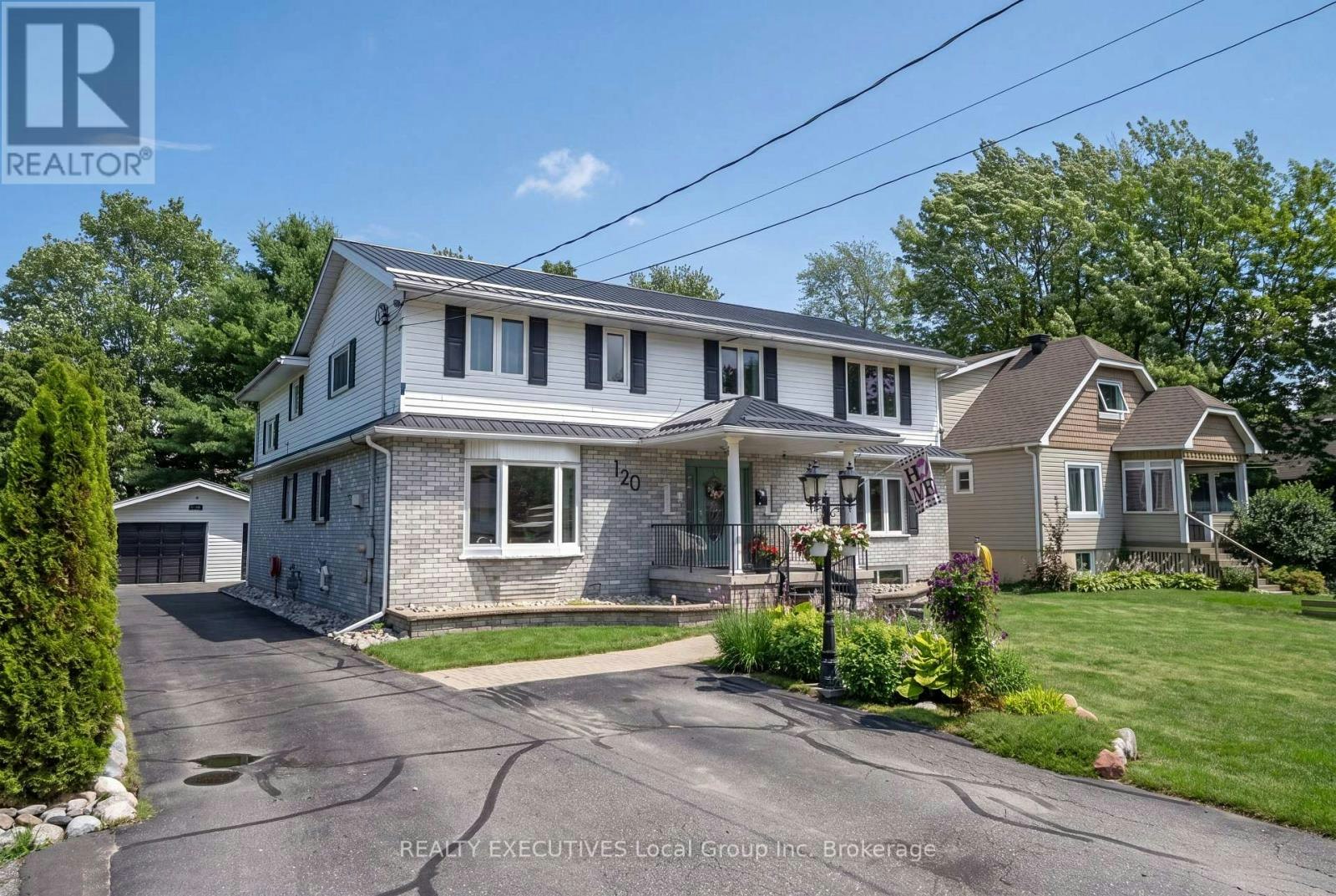 120 Campbell Avenue, North Bay, ON, P1A 1V9
