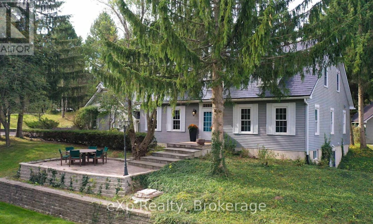 2039 Blacklock Street