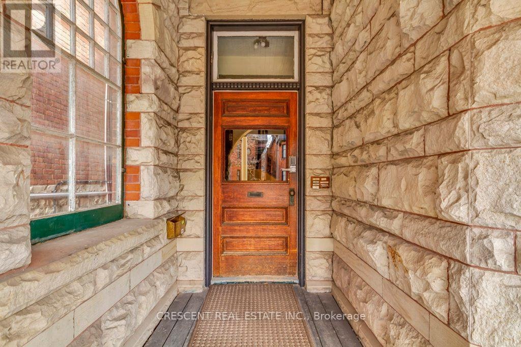 LOWER-83 Madison Avenue, Toronto, ON, M5R 2S3 - 6