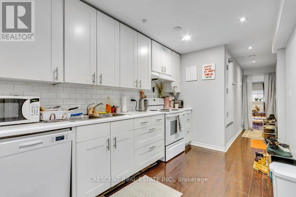 LOWER-83 Madison Avenue, Toronto, ON, M5R 2S3 - 9