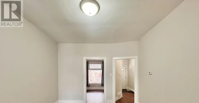 17 Winnifred Avenue, Toronto, ON, M4M 2X2 - 23