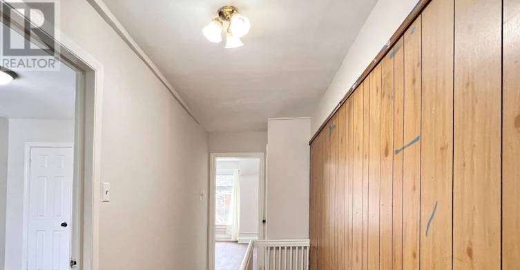 17 Winnifred Avenue, Toronto, ON, M4M 2X2 - 25